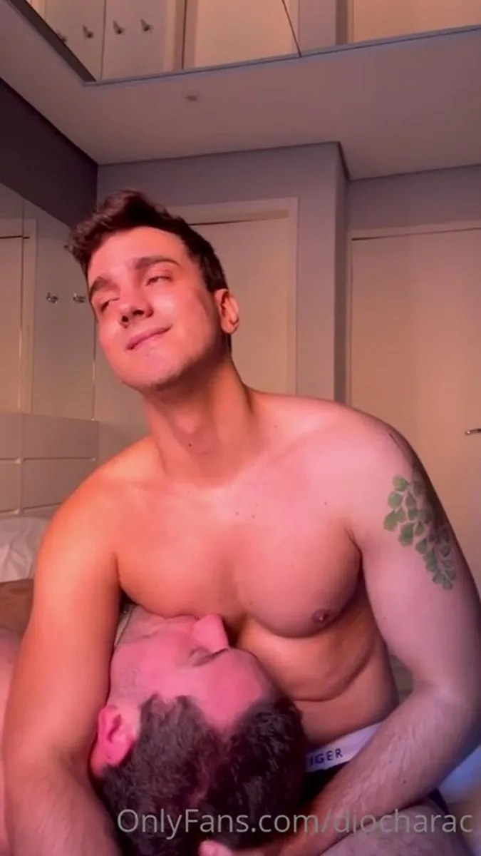0e0f24bd Cda4 4140 907e C0204136ee92 video