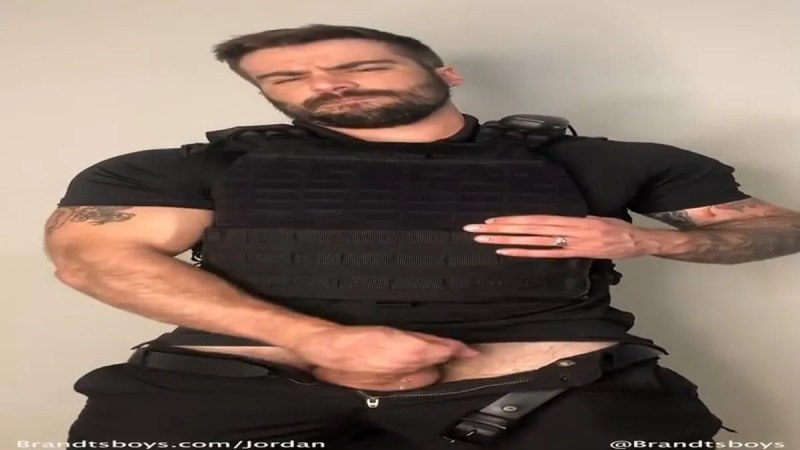 Jerking Off And Shooting My Load – Police Role Play – JordanxBrandt – Gay For Fans (1) video