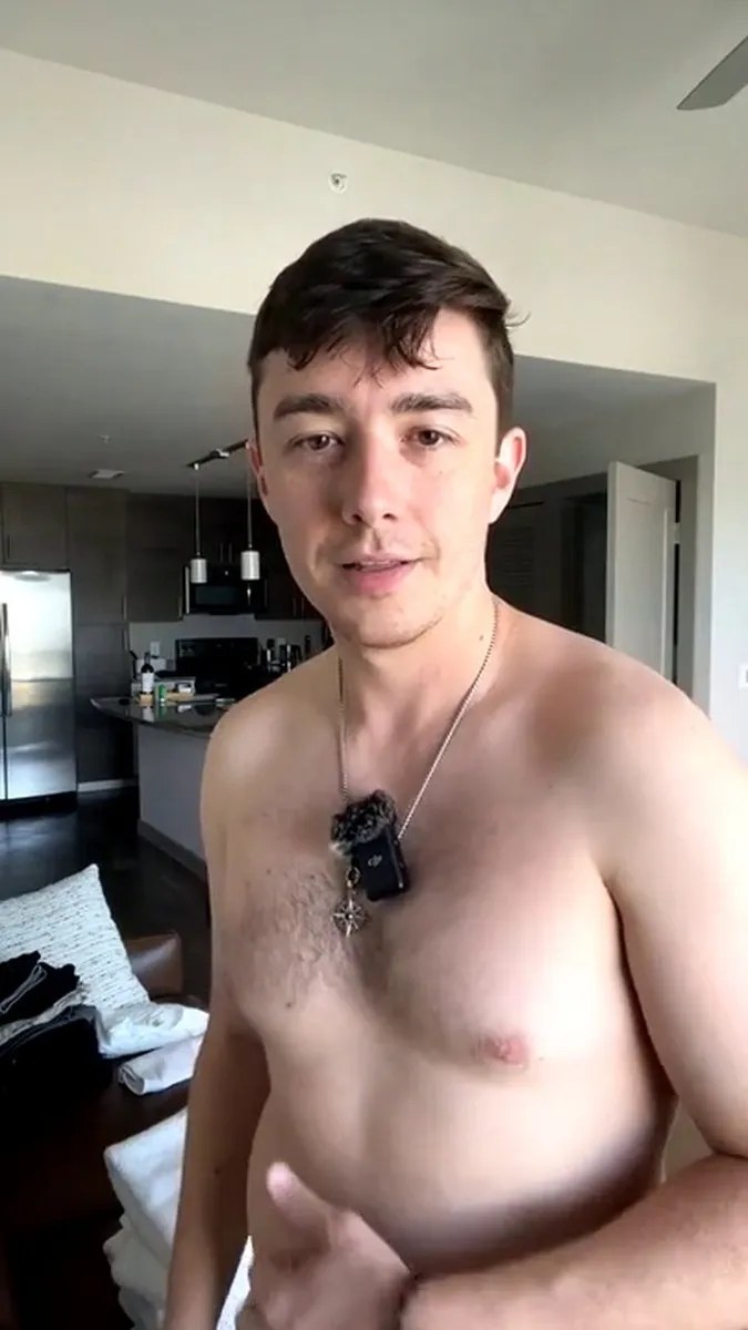 Chrispetrone (26) video