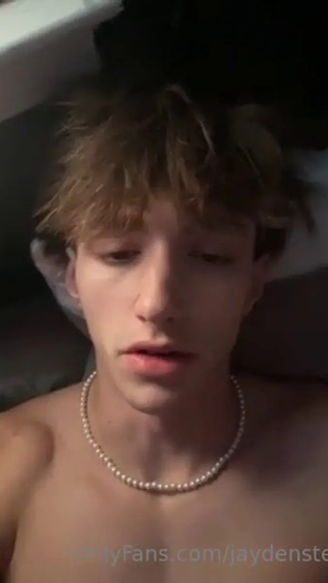 0hgvjq1f0kaaag0bi7j3g Source video