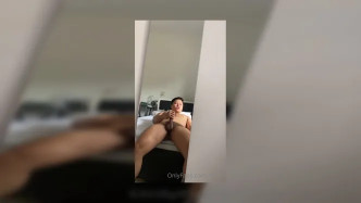 Post 'หน้ากระจกบ้าง' By 'chr Th' From OnlyFans video