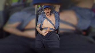 0hsw4ooze90iu2ixklgm0 Source video