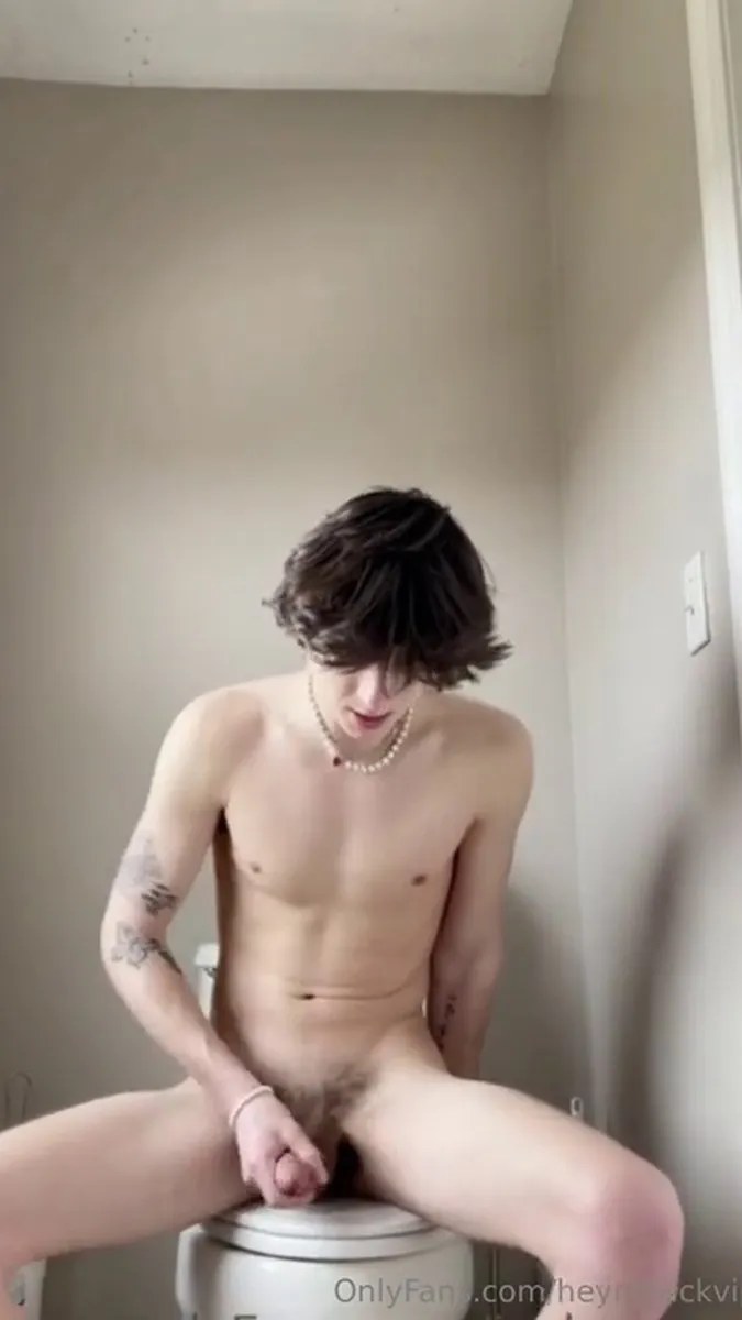 0hrcla98klw9yan493xgi Source video