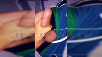 F00d8480 0028 47aa 846d 3be21025c7d3 video