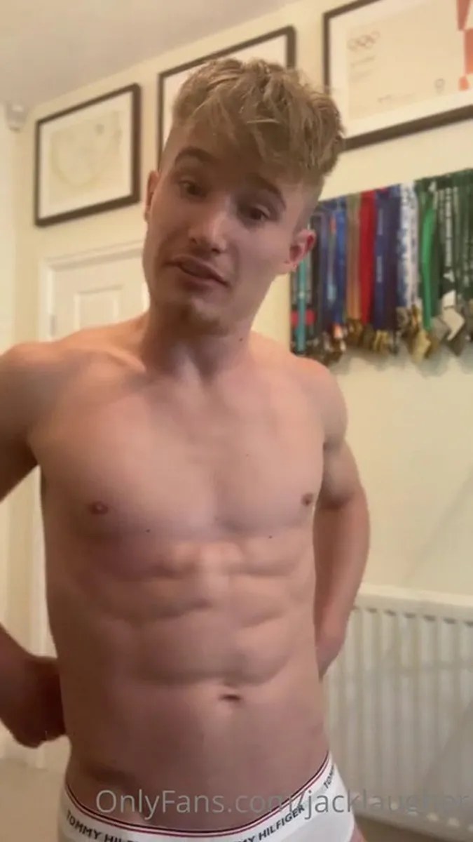 0hgezj3u95d0yhcc49uak Source video