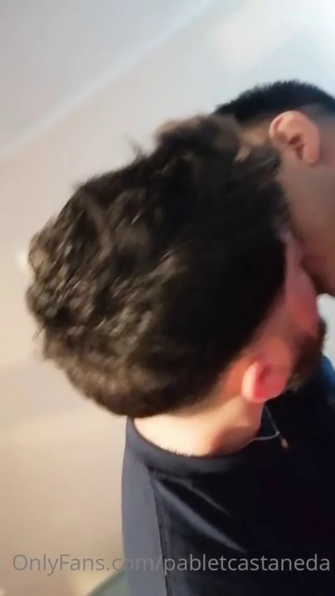 0guzee7gy0d8sq3h5oyi9 Source video