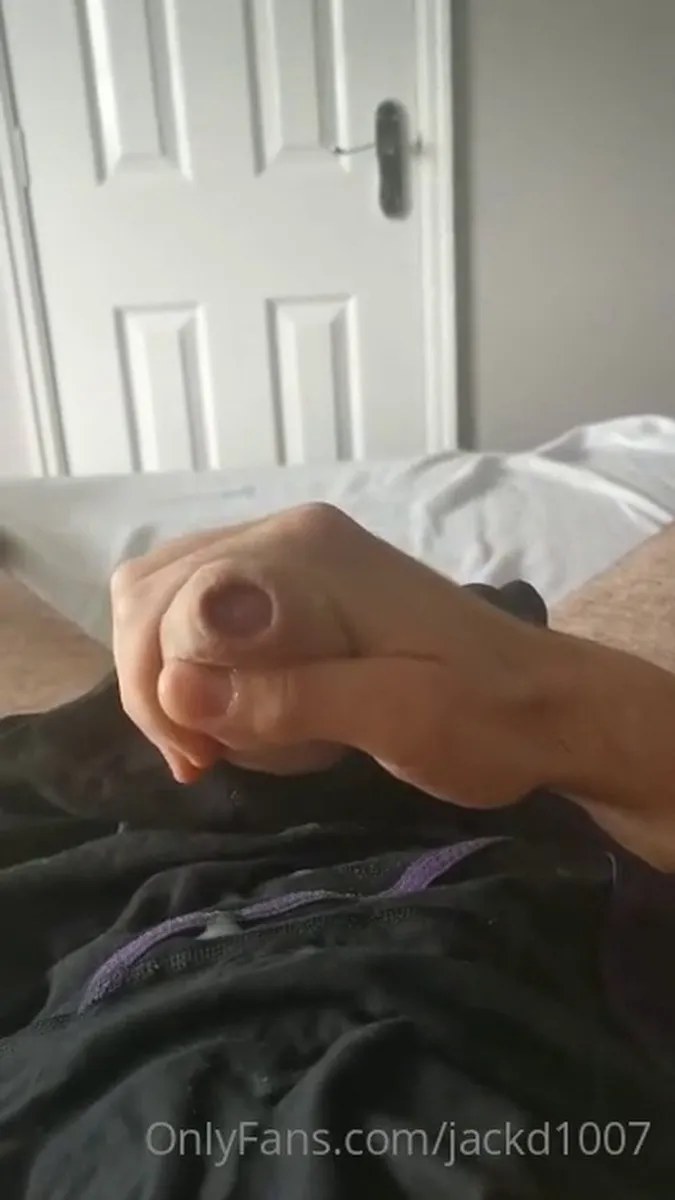 0gnnckh2atvr2mf79ufhi Source video