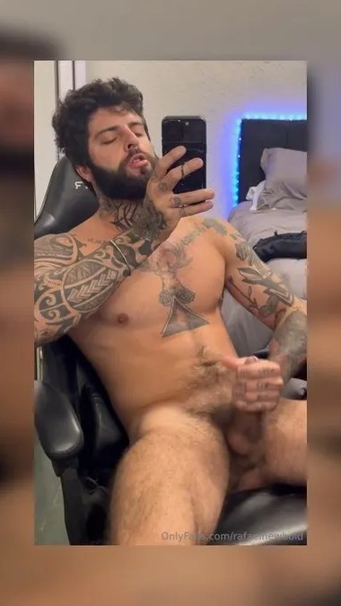 Rafaelnewbold (57) video