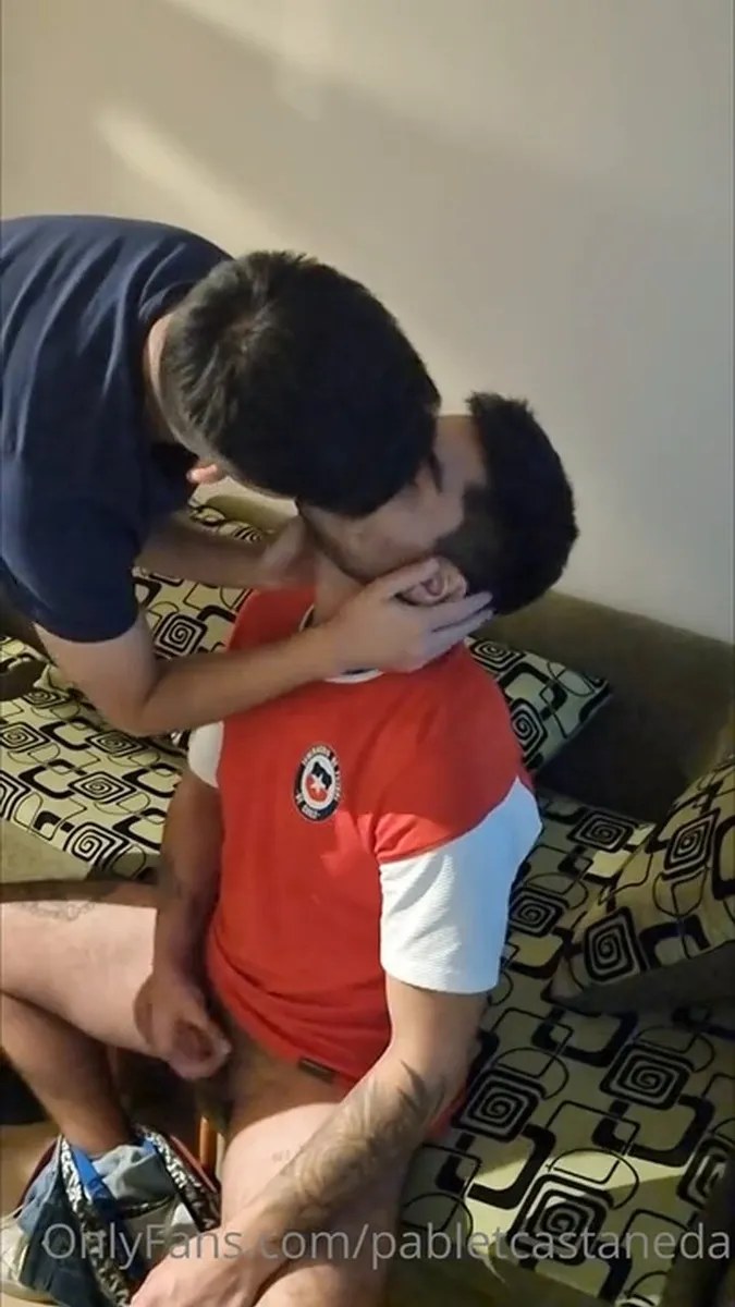 0h2vxkd19i4s4tz1crsyh Source video
