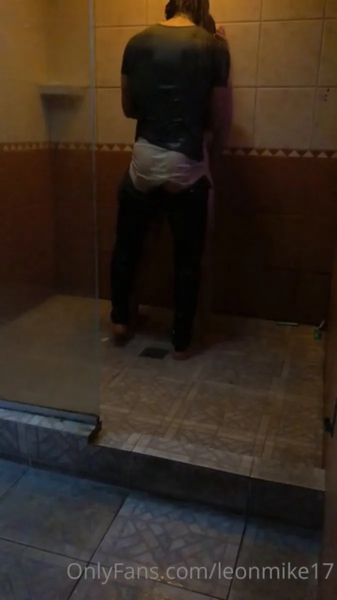 Leonmike17 (32) video