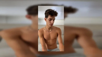 0gzi70m2ehqlf47gtnlmj Source video