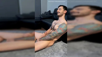 6cc3e321 Aef9 48f8 A4ac 65728e4b7e6e video