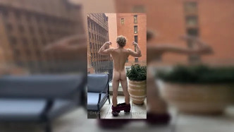 2f1fb1cf 8ac8 477d B935 E89d6ac49ee5 video