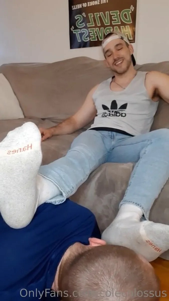 Master Cole Colecoloccus OF  FOOTSTOOL   (11 MINFOOT WORSHIP) video