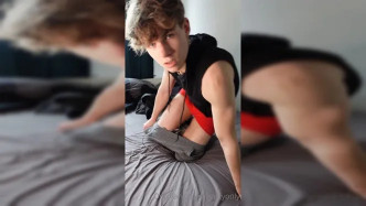 0hbo8ajj47cdvt0kicqmx Source video