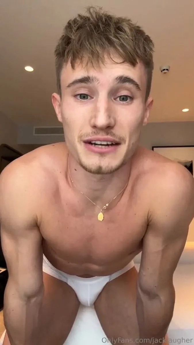 0hro1hgrfj7cujaj8q58x Source video