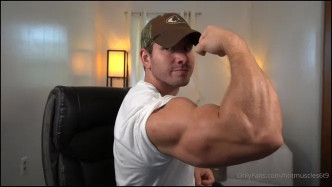 Hotmuscles6t9 0398 video