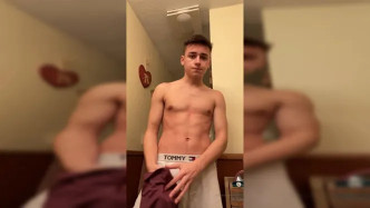 5e4b3282387fc34a816bd video