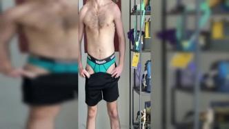 0hhgs4i0m9q6dqxajd54f Source video