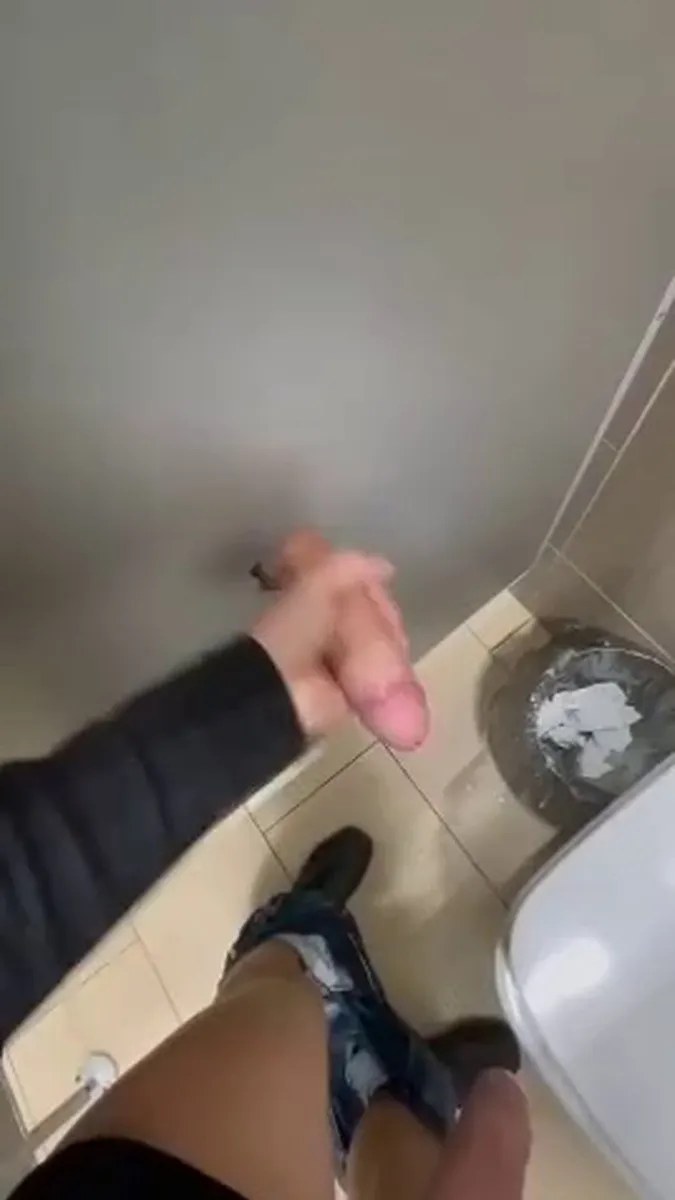 Exhibitionists   Banheiro Restroom Bathroom Public Wc Part 7 (36) video