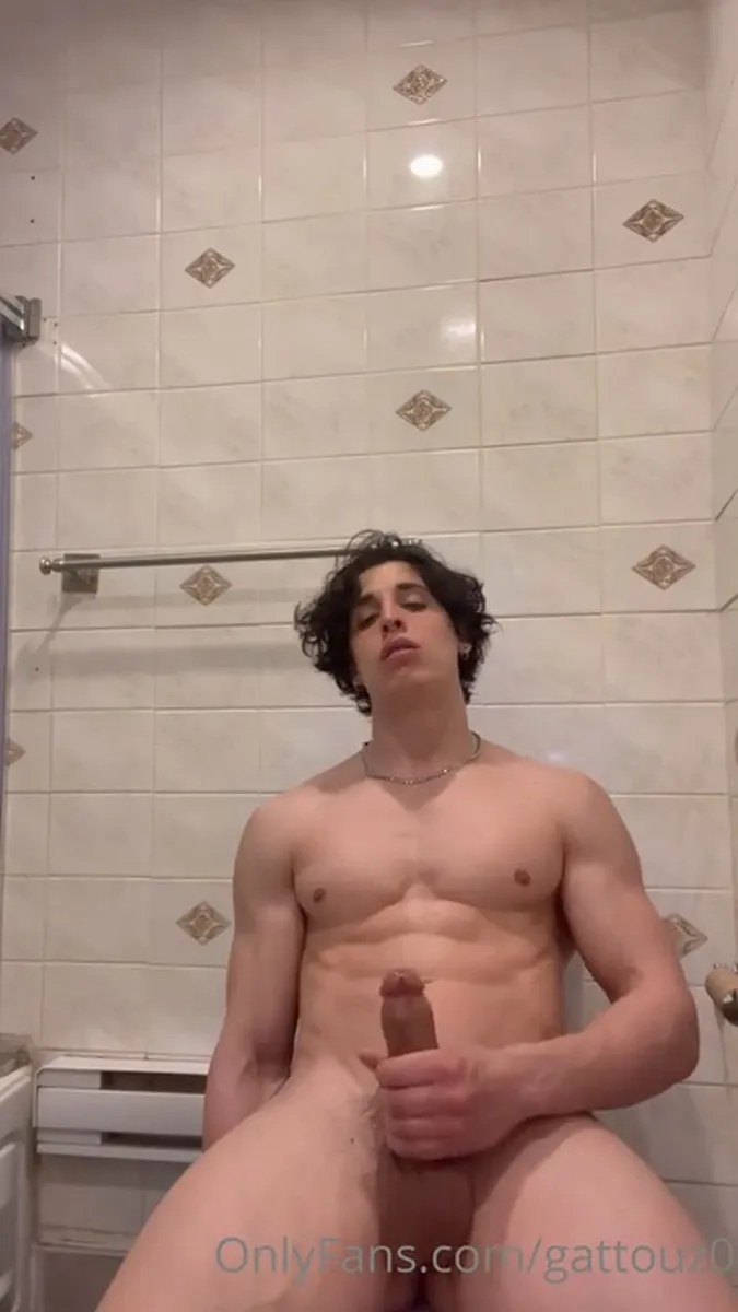 Gattouz0 1973 video