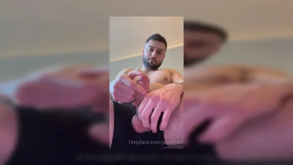 Bc9c6113 D240 463a Af1e B0e71af0a27e video