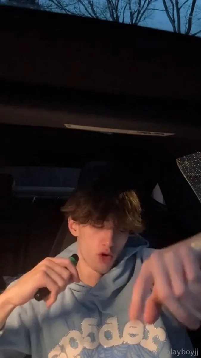 0hnlirejvk97n60kbh6cs Source video