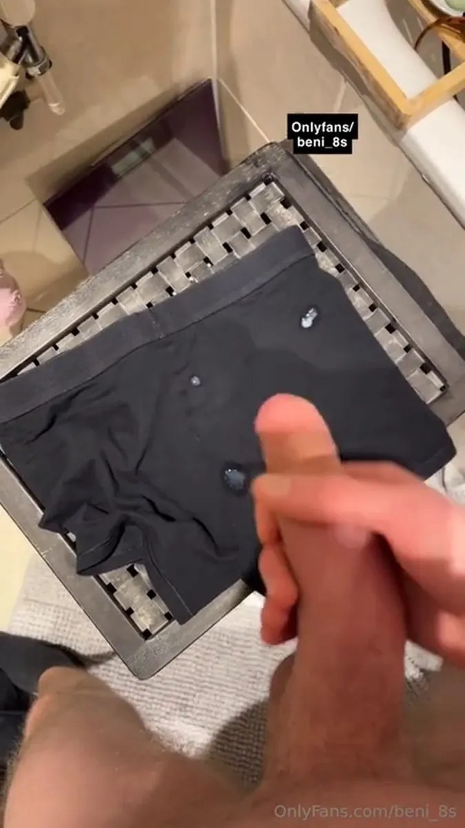 0hxin3jmjuo0qizlyai0j Source video