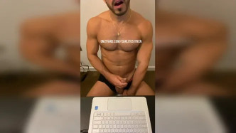 Carlitos17bcn JO At Computer video