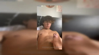 0gr04y28du5kcjrk417b6 Source video