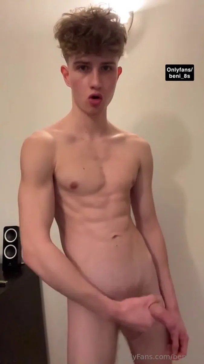 0hzknp5h10fg7mrxhcf7f Source video