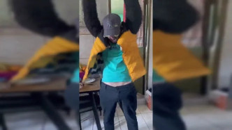 UG3JGuGFxf96LIvC video