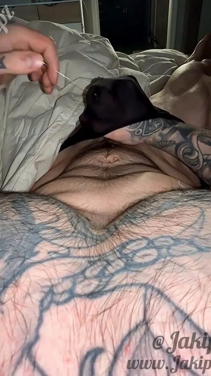 I Knew You Just Couldn’t Resist Sendin video