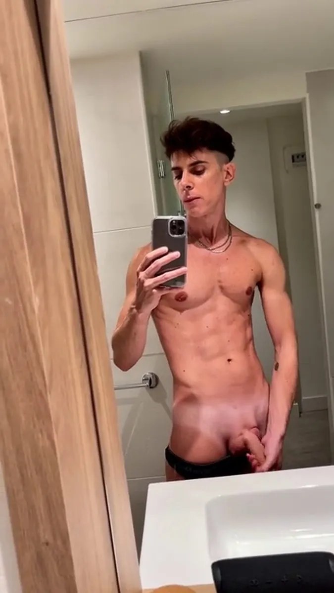 0hfyhgs2rem8x07e66e9h Source video