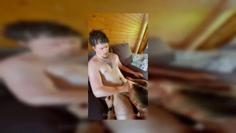 0h8y7t4vxdkn9mviot0pg Source video