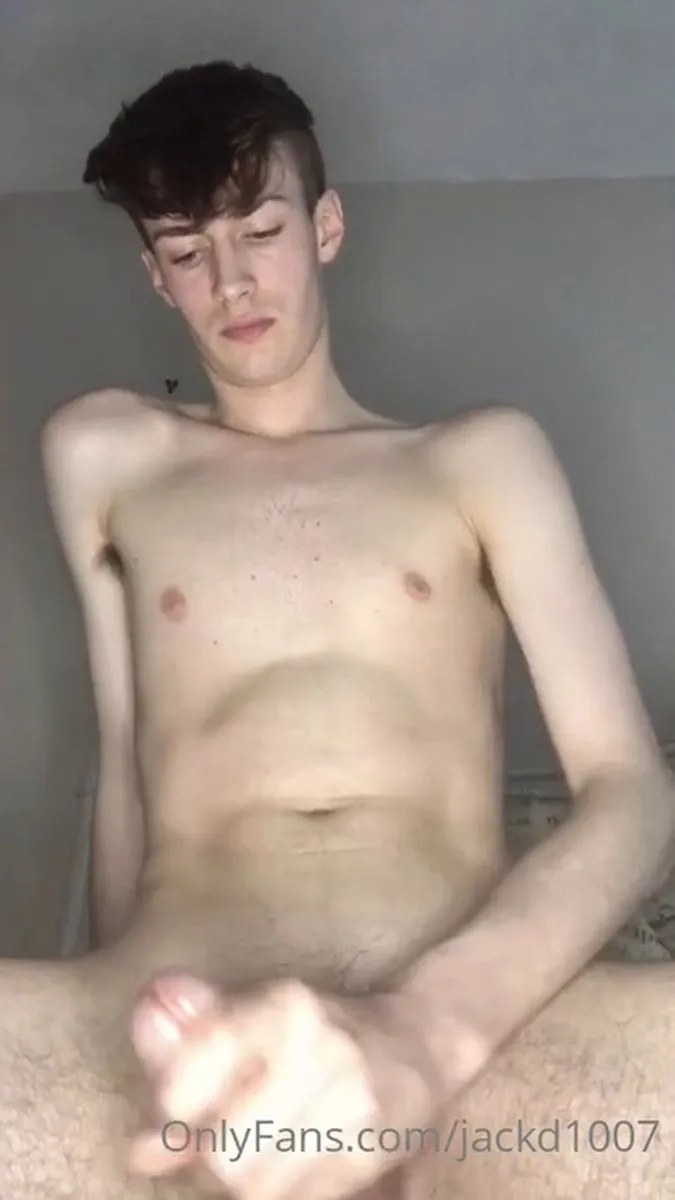 5eb1d7b74695b381e0cc5 Source video