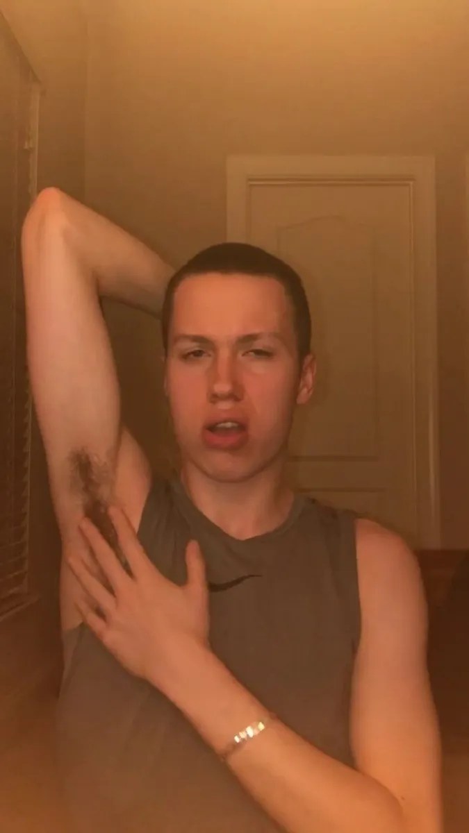 19 Year Old College Guy Jesse Gold Licks Armpits After The Gym video