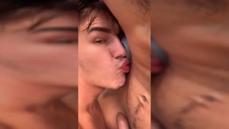 5db5d927393f04c41bba1 video