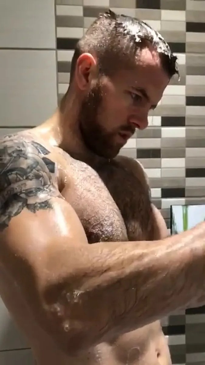 19390084 video
