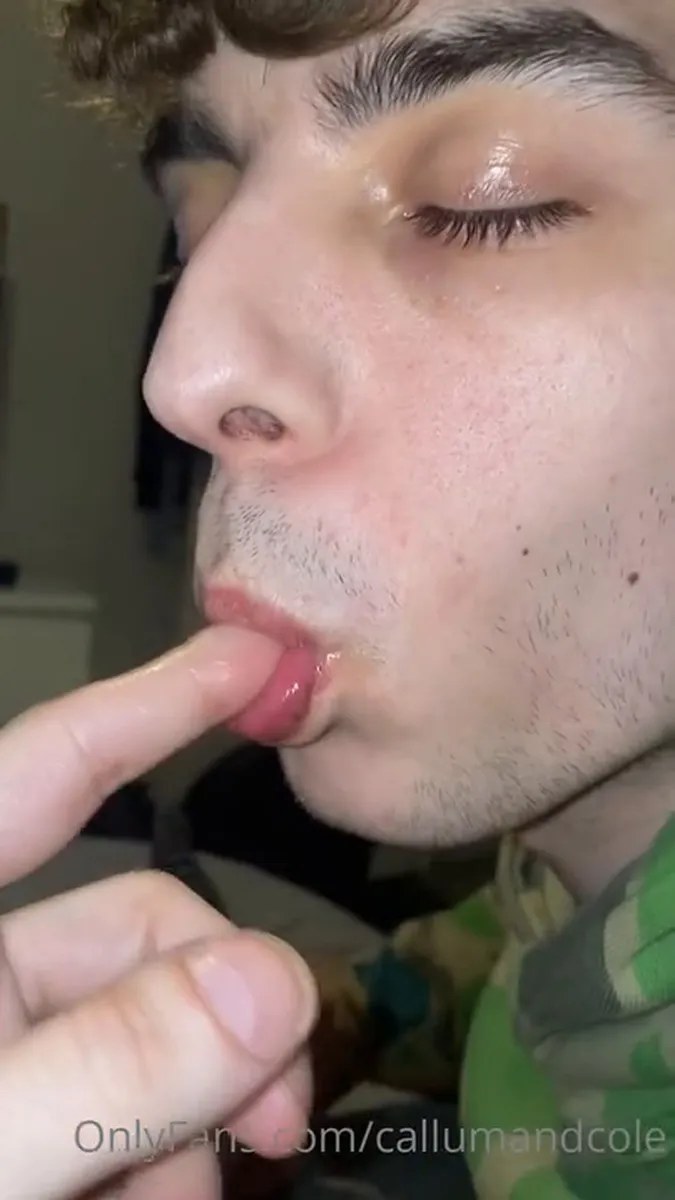 0hc3ab0pgwb7hqwrfyol9 Source video