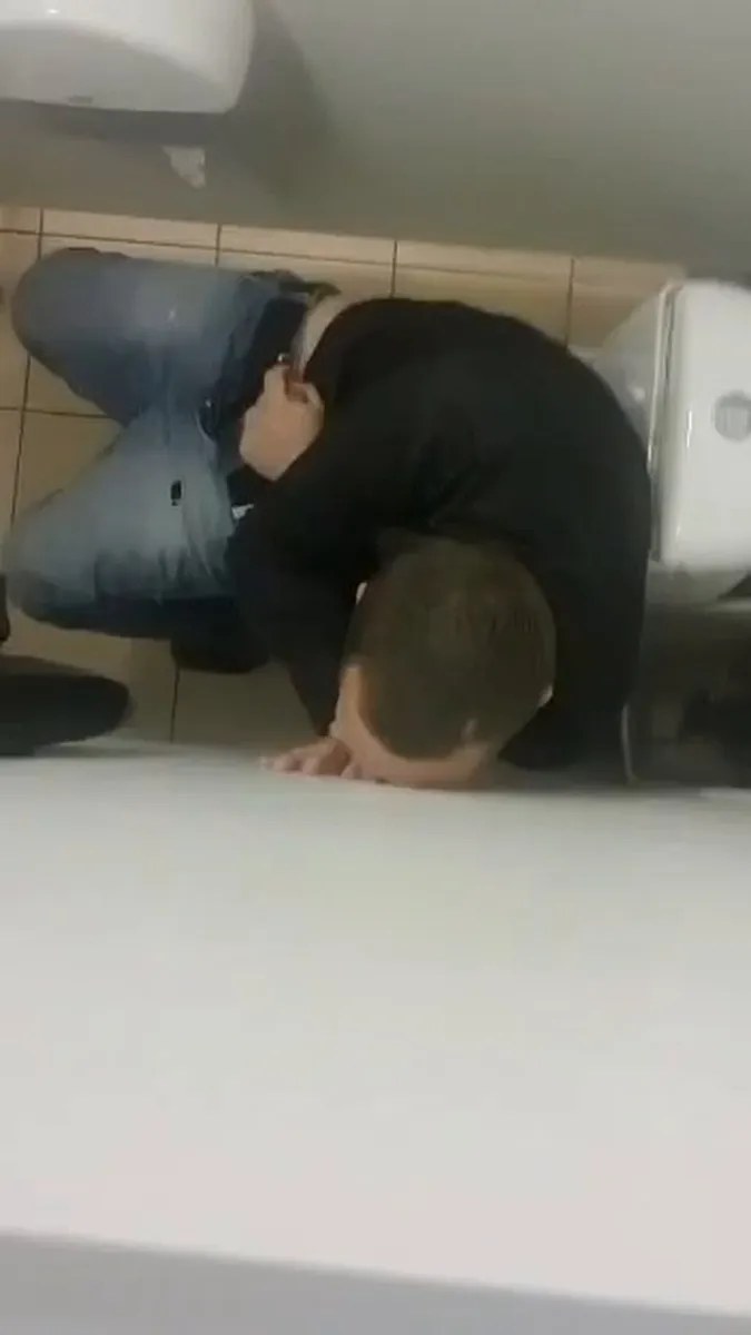 Exhibitionists   Banheiro Restroom Bathroom Public Wc Part 10 (120) video