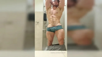 Hotmuscles6t9 1489 video