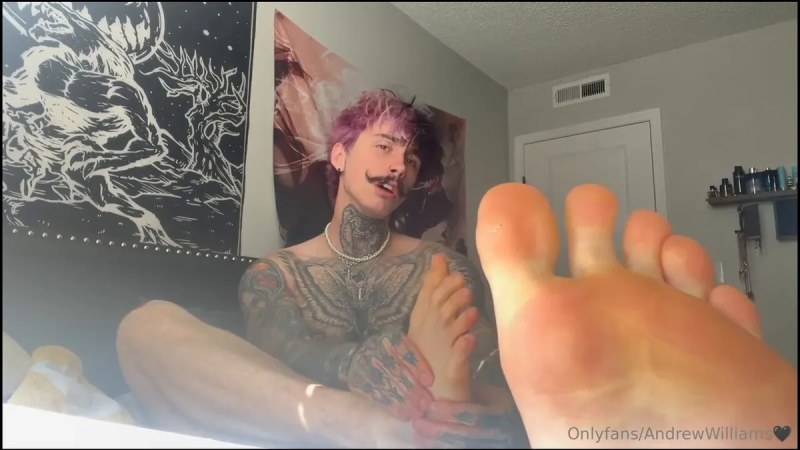 20240224 HelpMeMassageMyFeet 0 video