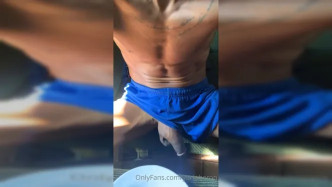 Onlyfans.com   Yuri Oberon OnlyFans Solo (35) video