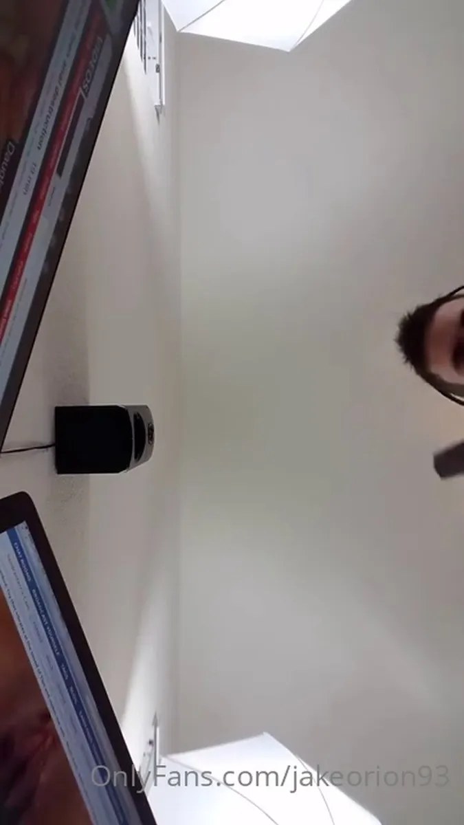 5ebb3342d7e9c24d586ee Source video