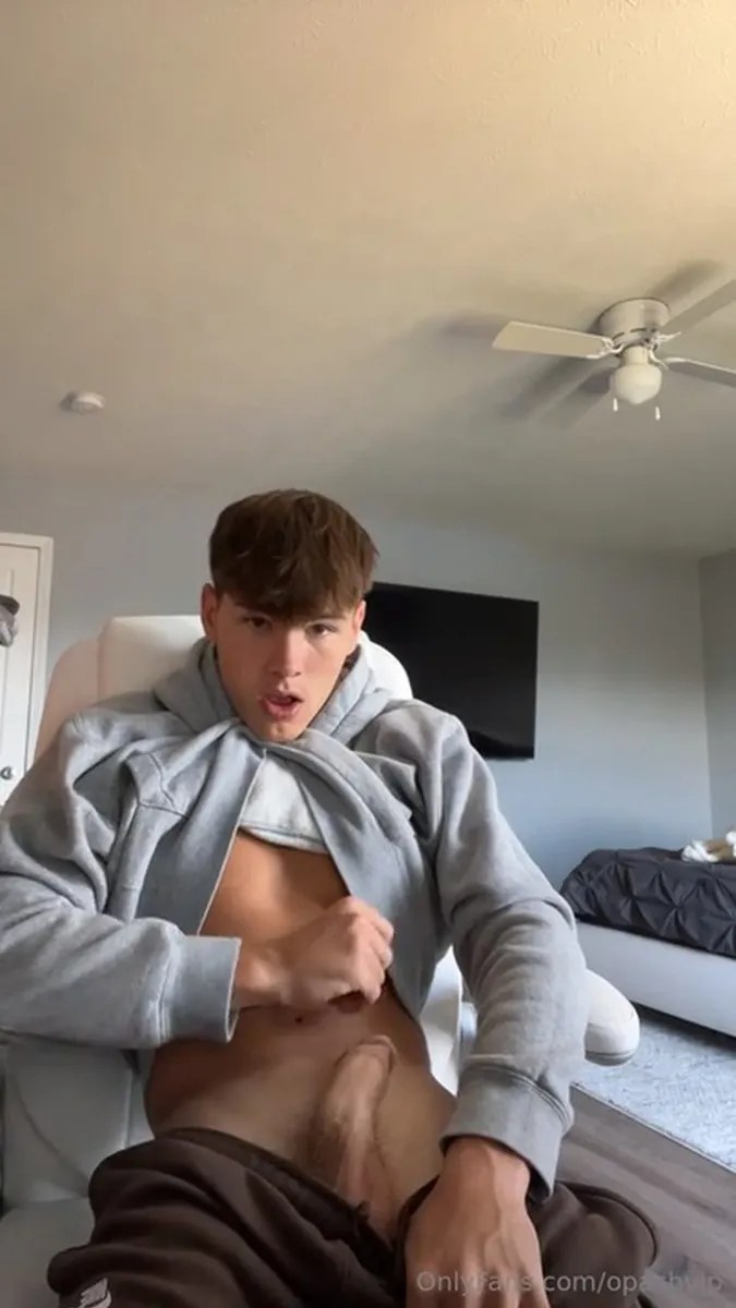 0hnz70b1p20svlakmkkcr Source video