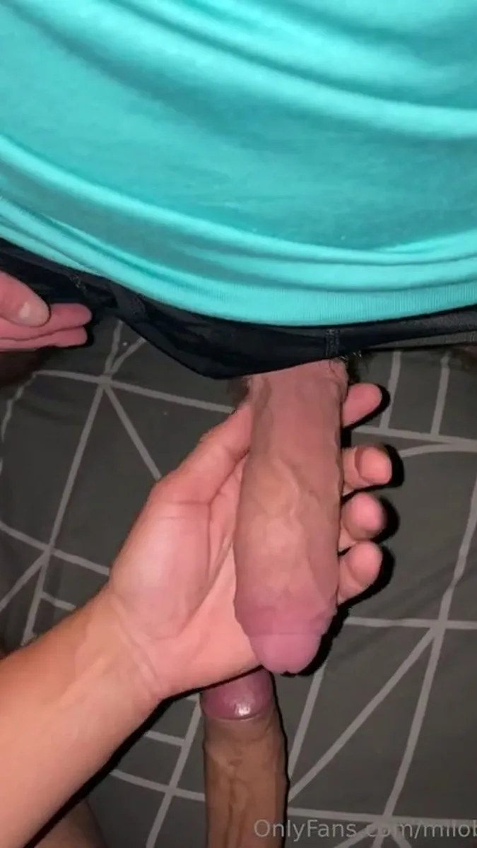 0hq82i2gg9q06h84bvd61 Source video