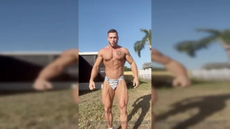 22 02 24 Flexing video